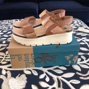 Chunky platform wedge sandal by OTBT